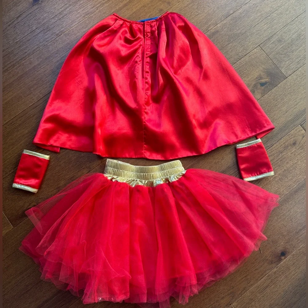 Used Supergirl costume by Pottery Barn Kids. Size 2-3Y - Picture 5 of 9
